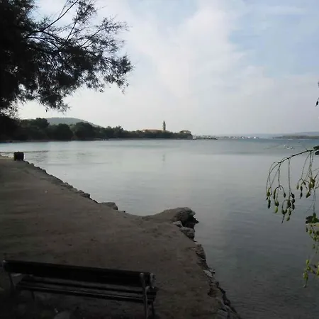 In Tkon/insel Pasman 7879 *