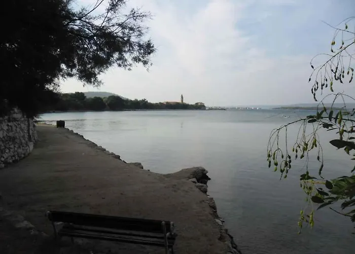 In - Insel Pasman 7879 *