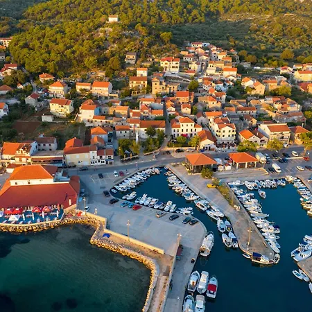 Lägenhet In - Insel Pasman 7879