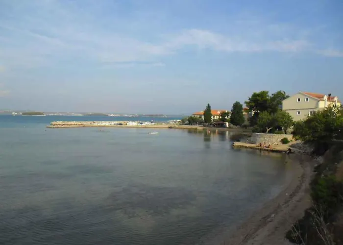 In - Insel Pasman 7879 * Tkon